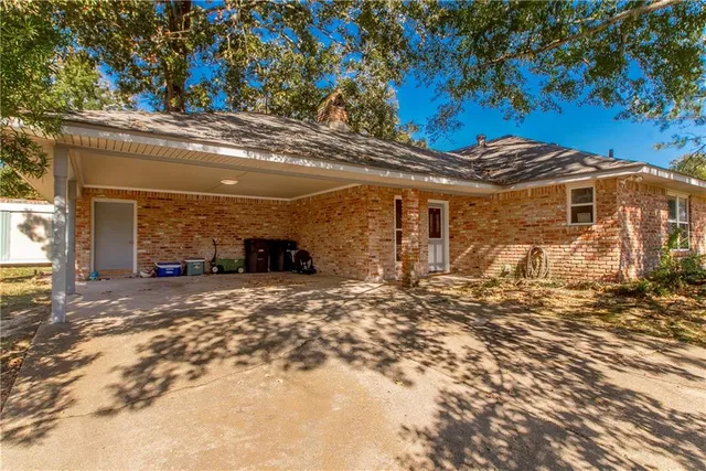 $255,000 | 2732 Westerwood Drive, Baton Rouge, LA 70816