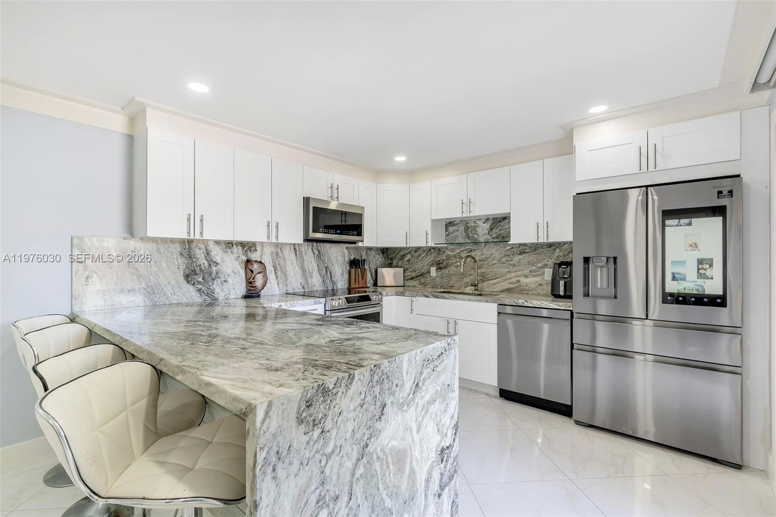 22168 Boca Rancho Drive, Unit B Boca Raton, FL 33428 - Photo 3 of 30