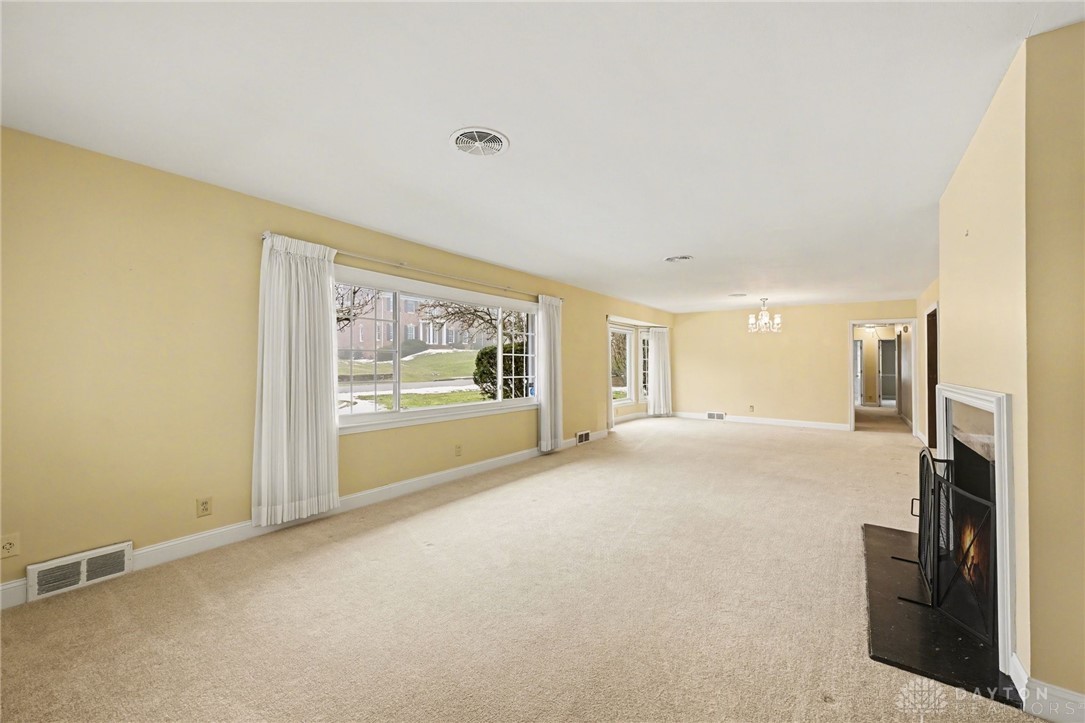 3025 Big Hill Road Dayton, OH 45419 - Photo 6 of 52