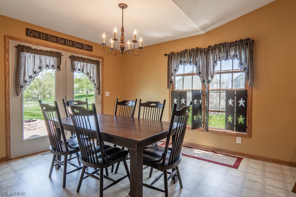 33962 Winona Road Salem, OH 44460 - Photo 4 of 29