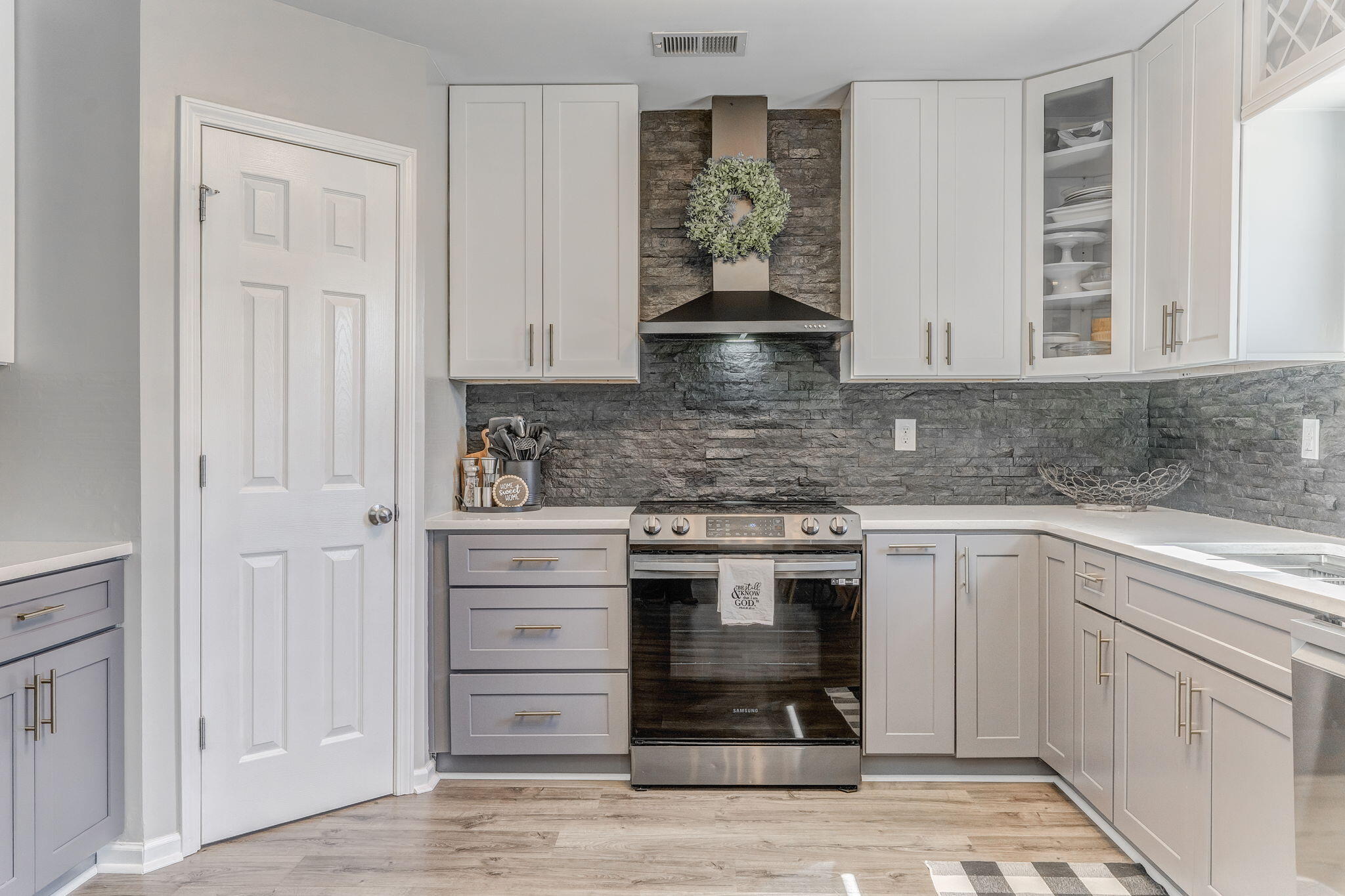 803 Riverside Drive Calhoun, GA 30701 - Photo 17 of 60 14-web-or-mls-DSC05026_7_8