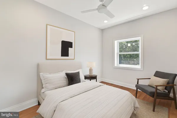 $3,200 | 1615 Fairlawn Avenue Southeast, Washington, DC 20020