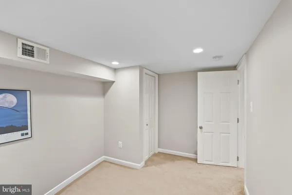 $3,200 | 1615 Fairlawn Avenue Southeast, Washington, DC 20020