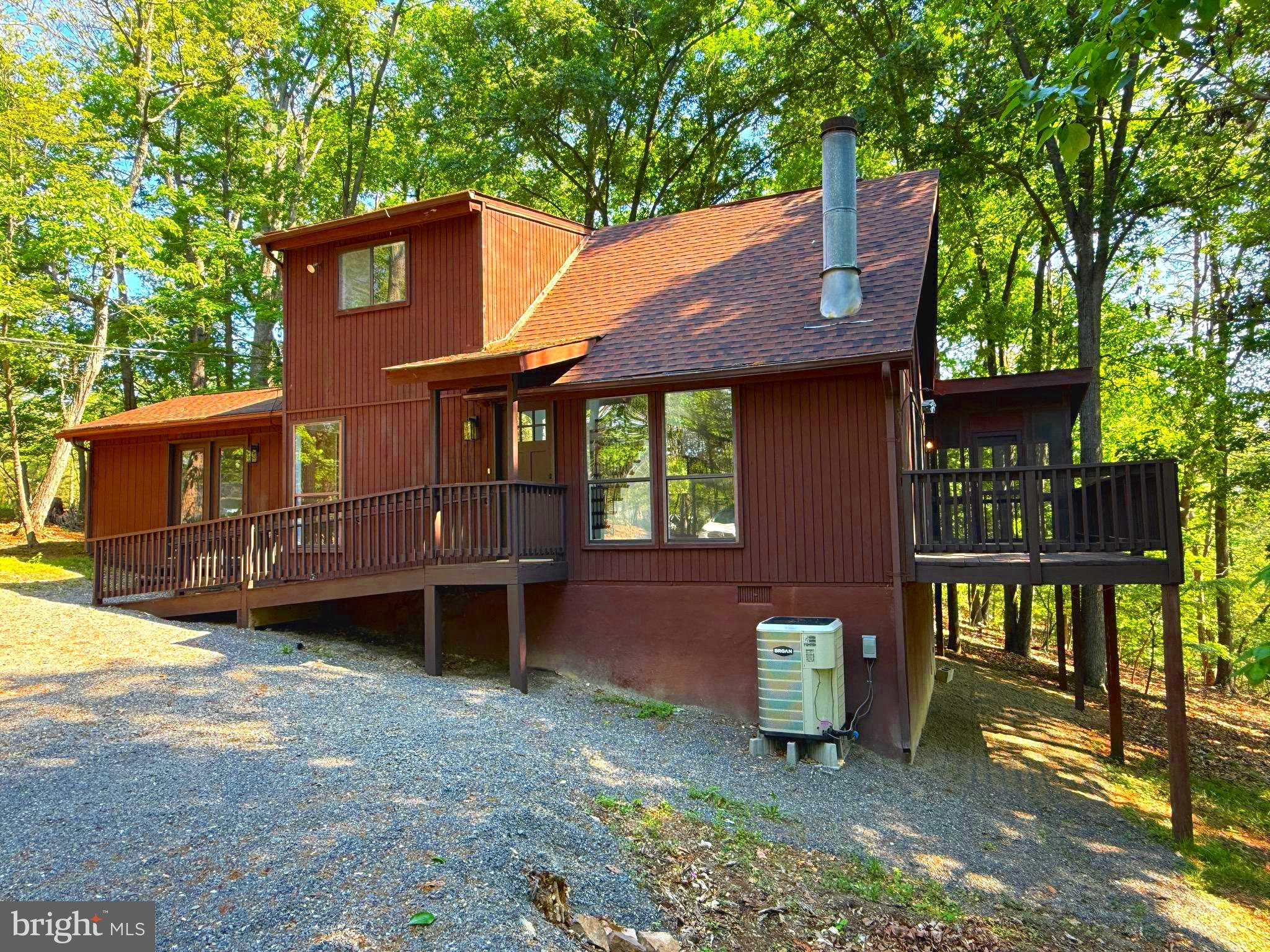 277 Endless Summer Road Hedgesville, WV 25427 - Photo 4 of 43