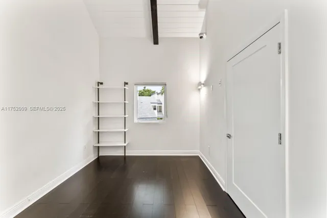 $1,999,999 | 20205 West Oak Haven Circle, Miami, FL 33179