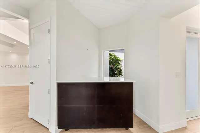 $1,999,999 | 20205 West Oak Haven Circle, Miami, FL 33179