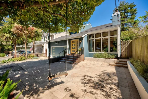 $1,728,000 | 215 Nataqua Avenue, Pacifica, CA 94044