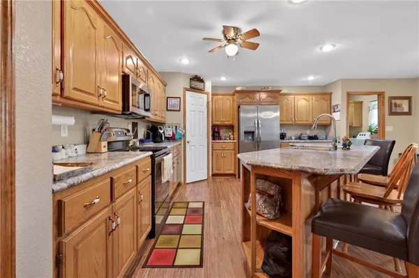 $398,500 | 13830 East Musket Road, Nevada, MO 64772