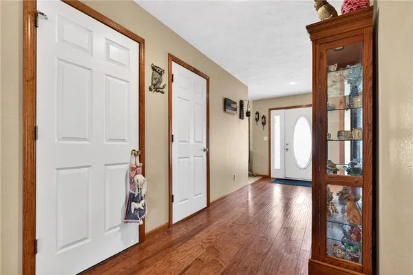 $398,500 | 13830 East Musket Road, Nevada, MO 64772