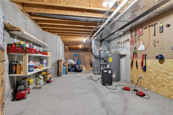 $398,500 | 13830 East Musket Road, Nevada, MO 64772