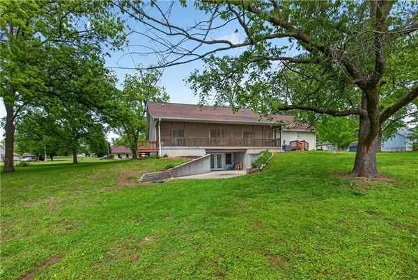 $398,500 | 13830 East Musket Road, Nevada, MO 64772