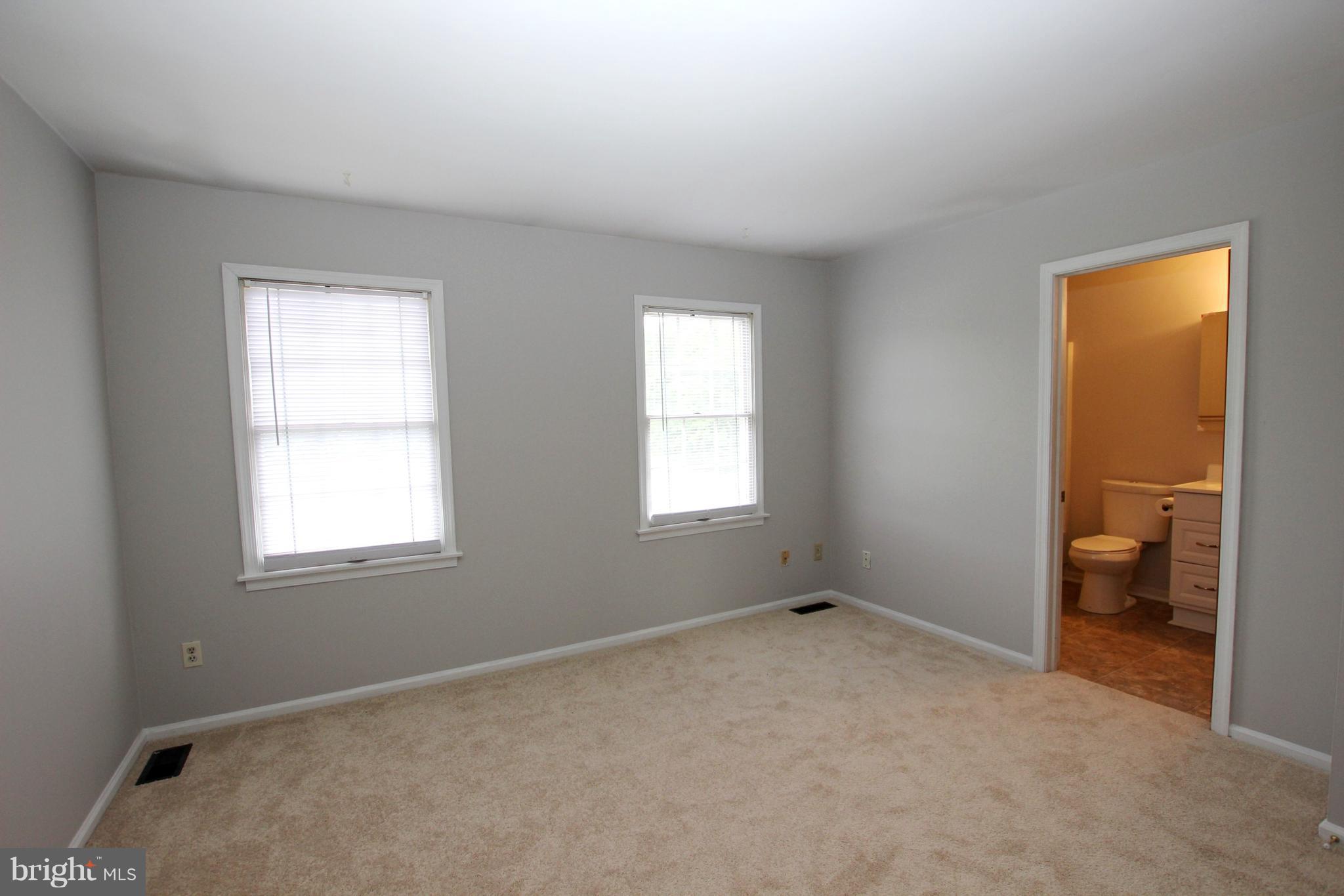 20 Rutherford Place Harpers Ferry, WV 25425 - Photo 13 of 21 Bedroom (Master) 2