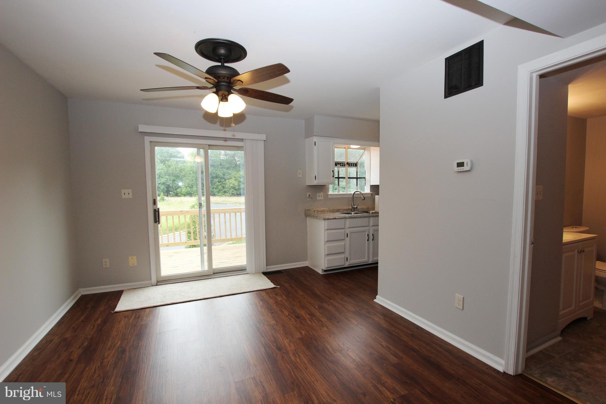 20 Rutherford Place Harpers Ferry, WV 25425 - Photo 4 of 21 Dining Room