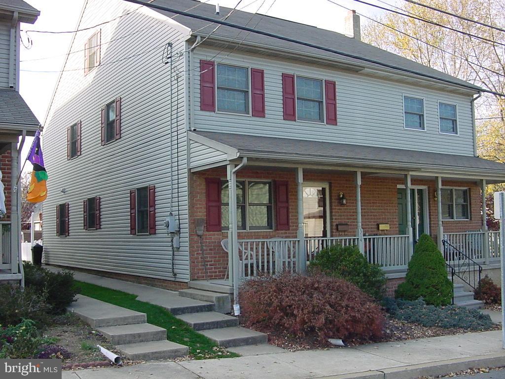 314 North Water Street Lititz, PA 17543 - Photo 1 of 8 Gallery Image 1