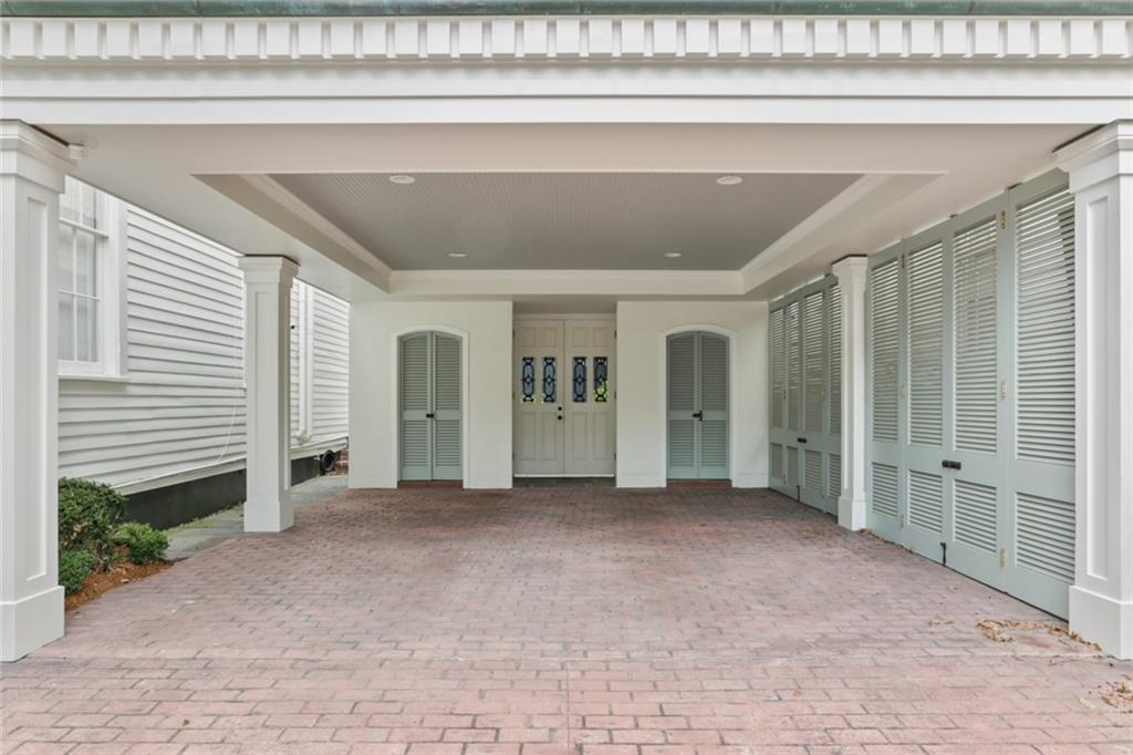 2708 Coliseum Street New Orleans, LA 70130 - Photo 36 of 41