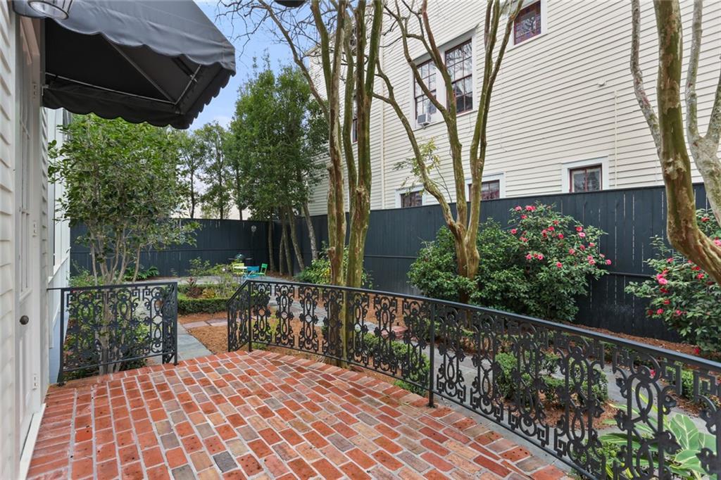 2708 Coliseum Street New Orleans, LA 70130 - Photo 38 of 41