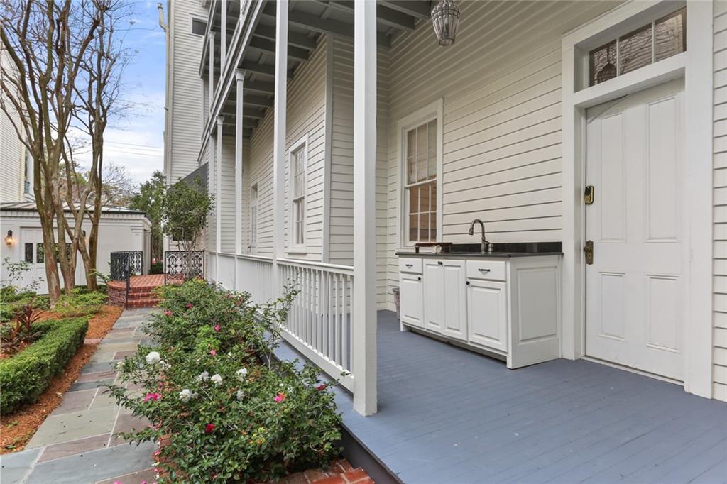 2708 Coliseum Street New Orleans, LA 70130 - Photo 39 of 41