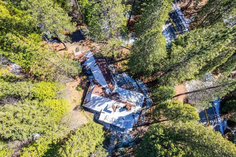 a view of a outdoor space