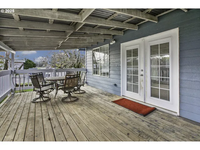 a view of outdoor space with seating space