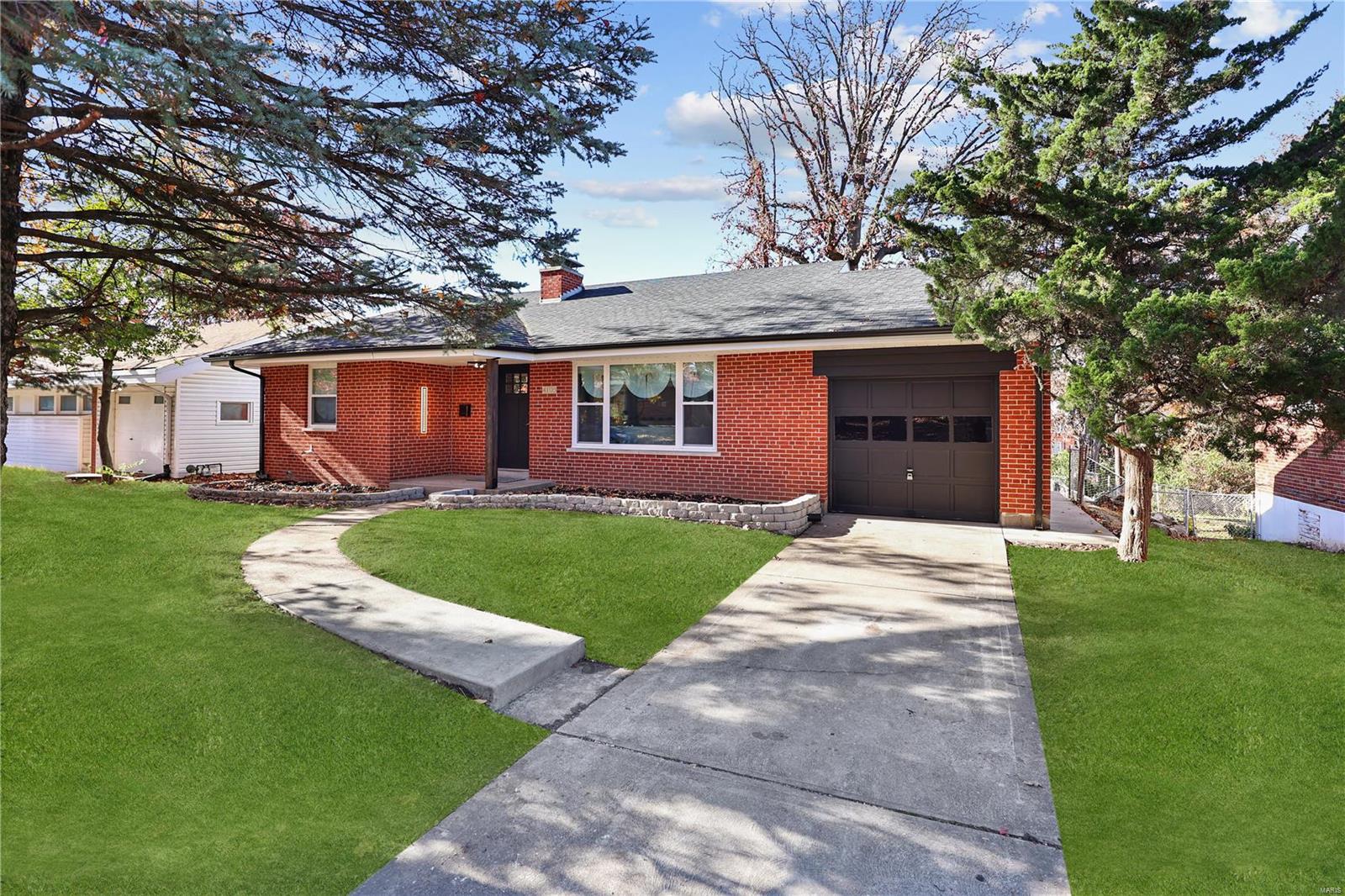 4105 Oreon Avenue St. Louis, MO 63121 - Photo 2 of 24