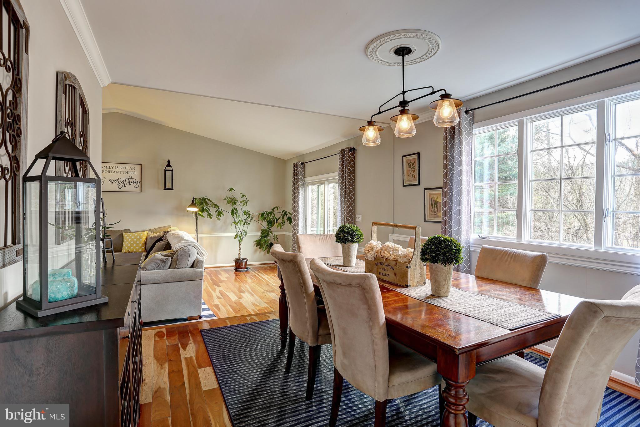 12233 Etchison Road Ellicott City, MD 21042 - Photo 4 of 48 FORMAL DINING ROOM