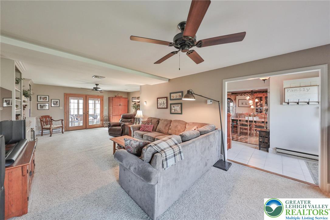 5753 Keith Lane Emmaus, PA 18049 - Photo 10 of 73