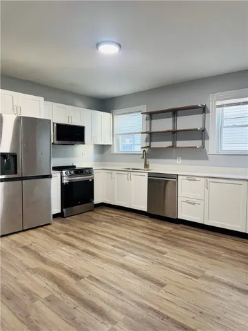$2,150 | 65 Raymond Street, Unit 1, Providence, RI 02908