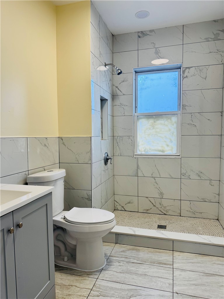 65 Raymond Street, Unit 1 Providence, RI 02908 - Photo 5 of 15