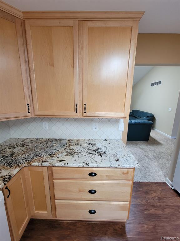 811 Nelson's Ridge Drive Howell, MI 48843 - Photo 13 of 33