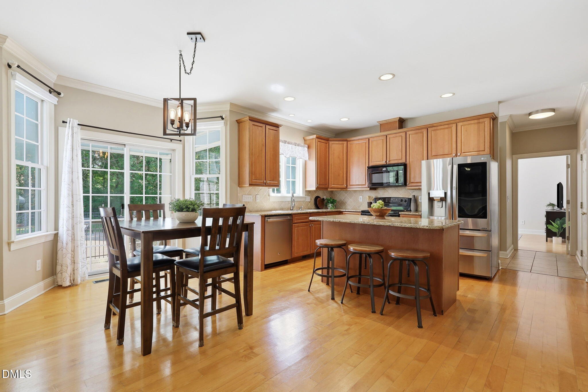 7600 Double E Court Raleigh, NC 27613 - Photo 19 of 59 25-web-or-mls-IMG_0428