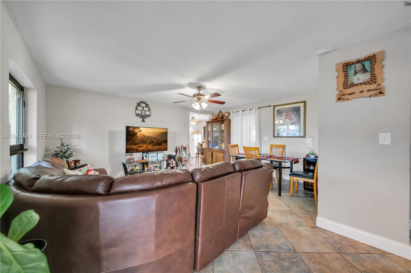 17255 Southwest 299th Street Homestead, FL 33030 - Photo 16 of 47