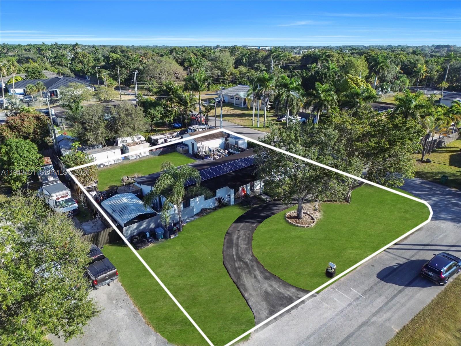 17255 Southwest 299th Street Homestead, FL 33030 - Photo 38 of 47