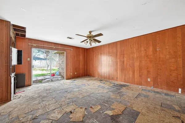 $289,995 | 9606 Pagewood Lane, Houston, TX 77063