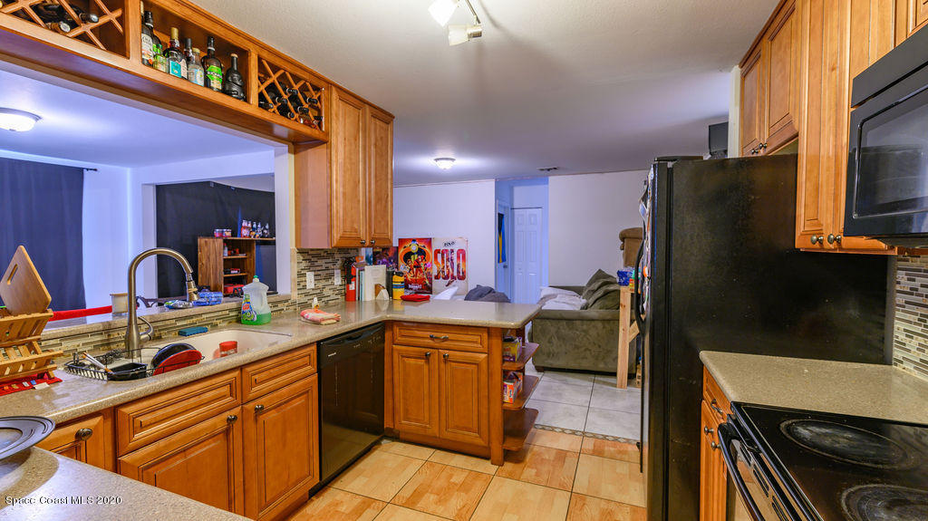 1327 Cherry Hills Road Northeast Palm Bay, FL 32905 - Photo 11 of 22 NZ7_2043