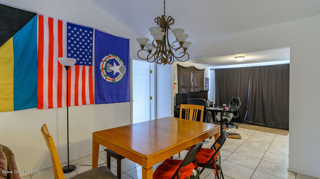 1327 Cherry Hills Road Northeast Palm Bay, FL 32905 - Photo 13 of 22 NZ7_2037