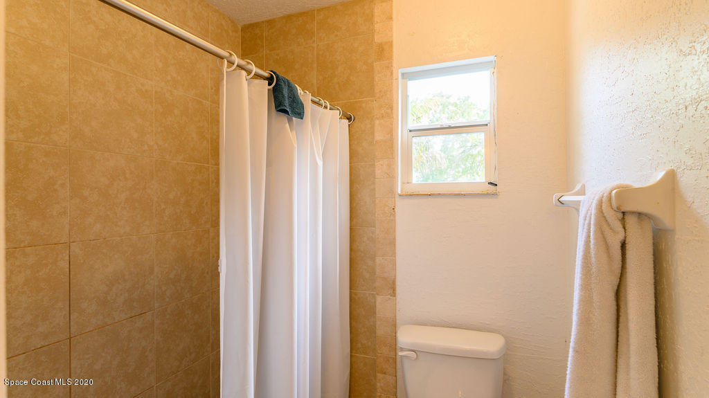 1327 Cherry Hills Road Northeast Palm Bay, FL 32905 - Photo 15 of 22 NZ7_2041