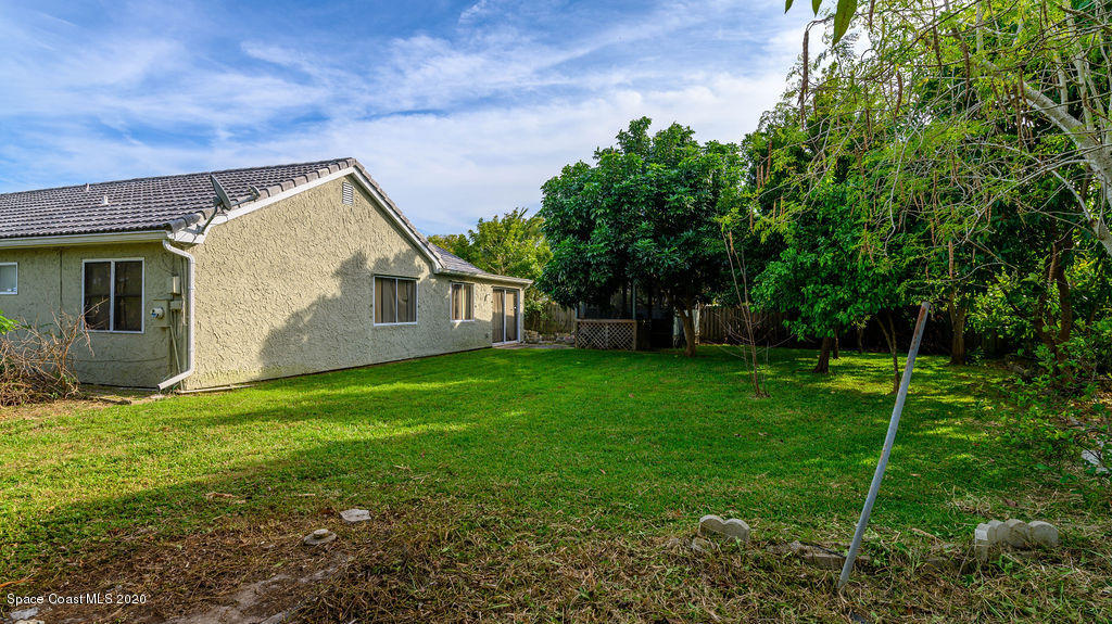 1327 Cherry Hills Road Northeast Palm Bay, FL 32905 - Photo 9 of 22 NZ7_2035