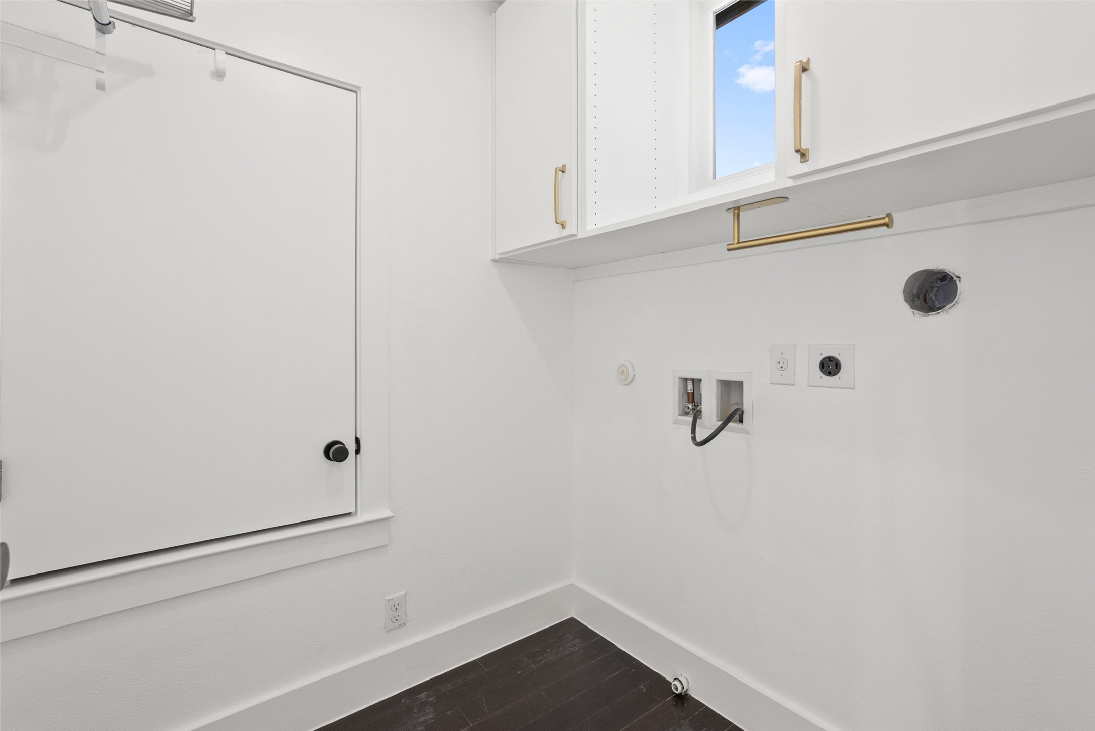 1303 Azie Morton Road, Unit 6 Austin, TX 78704 - Photo 33 of 40 a bathroom with a shower