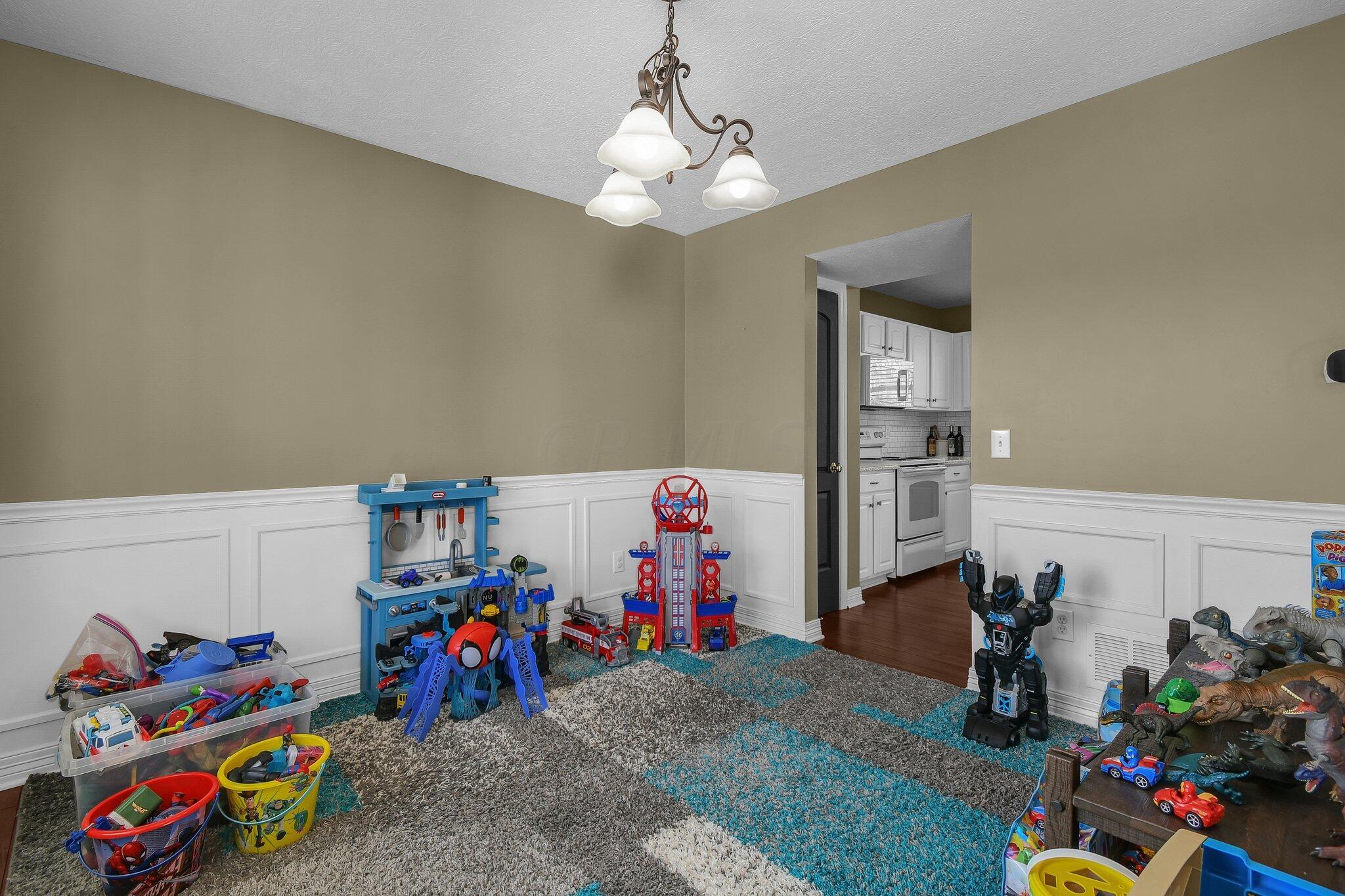 5339 Winters Run Road Dublin, OH 43016 - Photo 3 of 27 Gallery Image 3