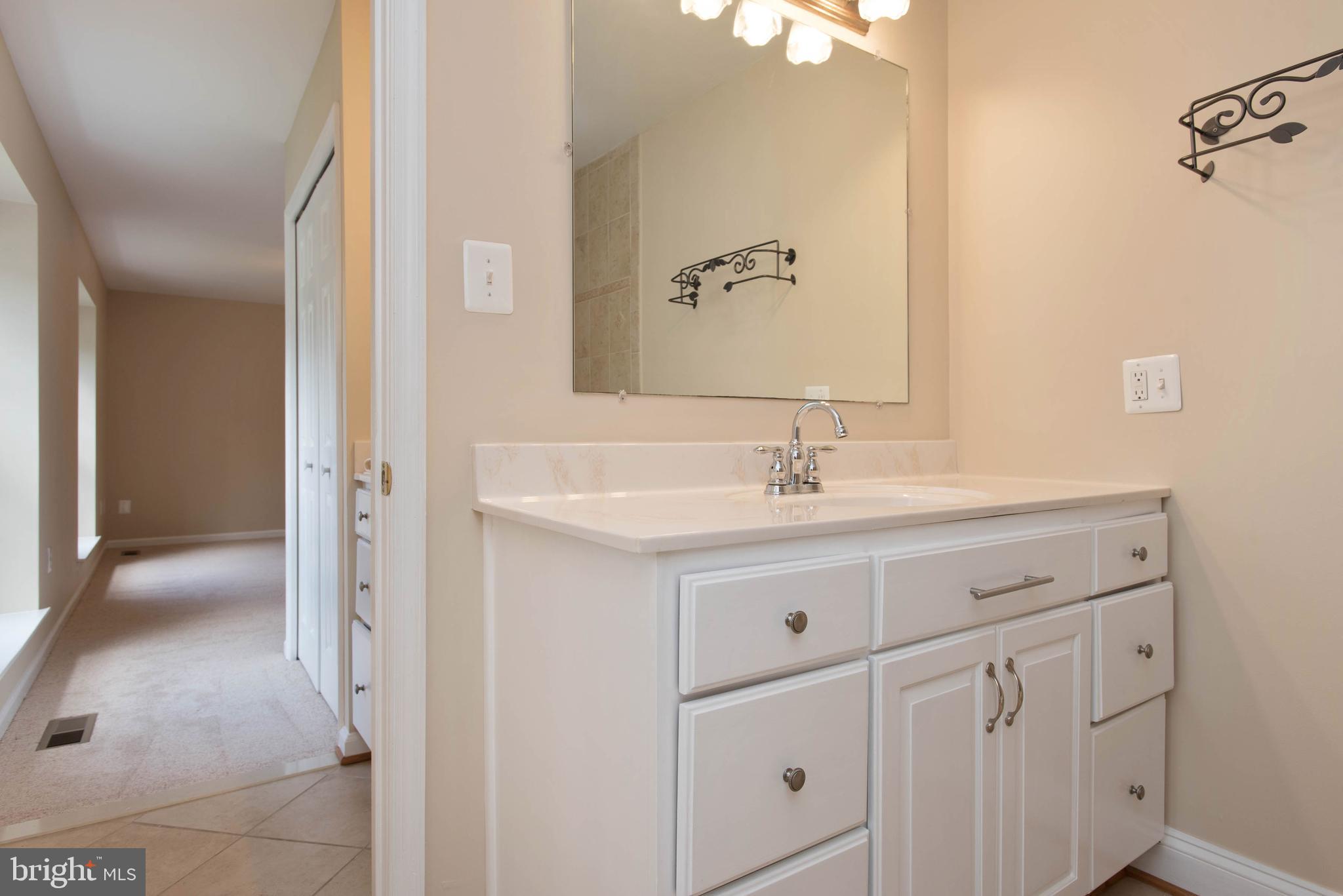 8902 Spur Road Springfield, VA 22153 - Photo 16 of 34 Master bath