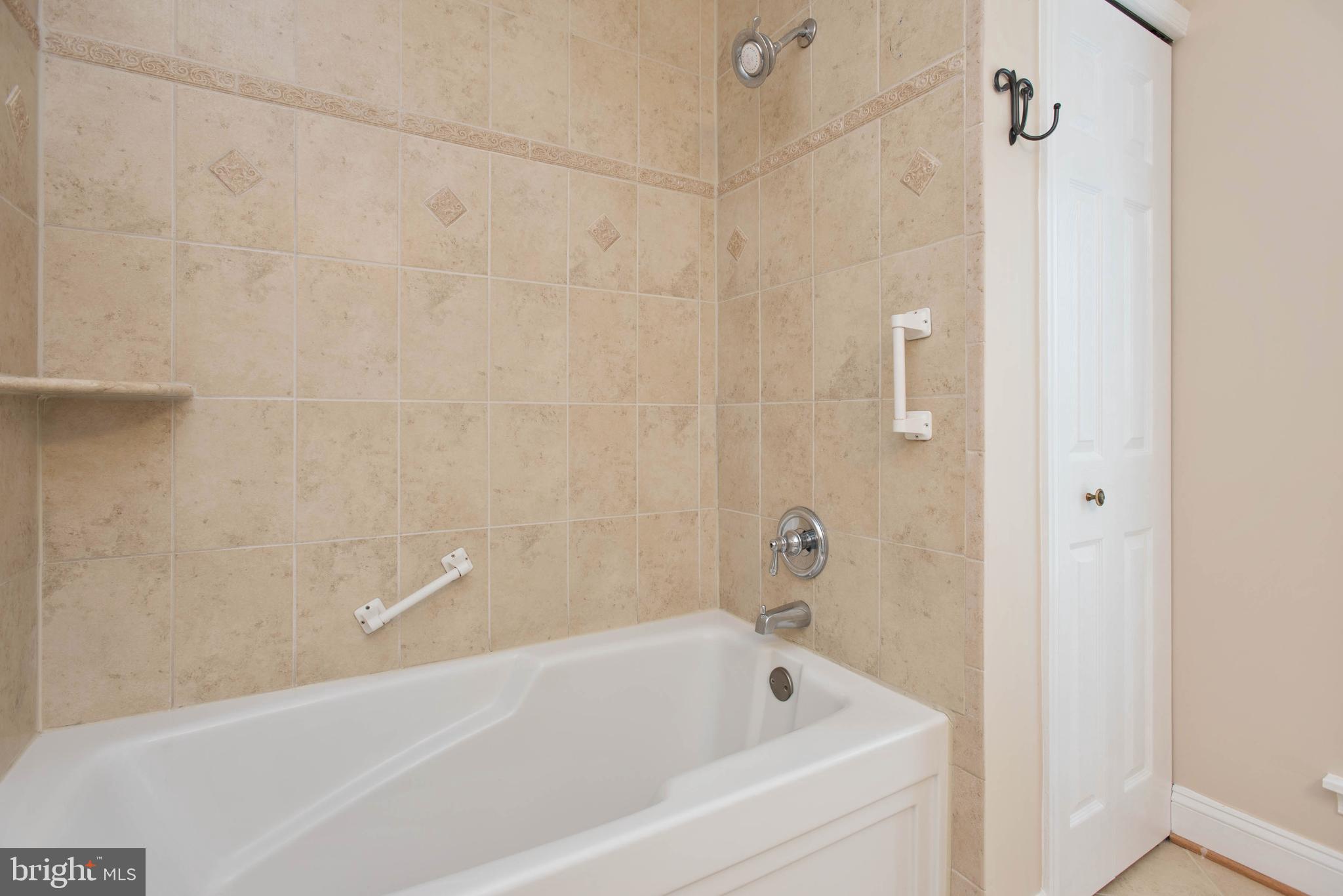 8902 Spur Road Springfield, VA 22153 - Photo 18 of 34 Master Bath