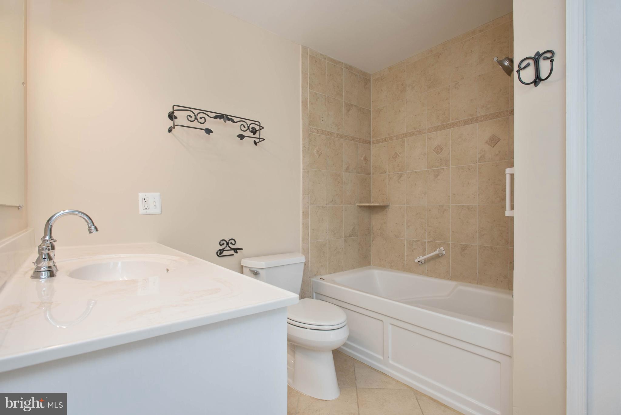 8902 Spur Road Springfield, VA 22153 - Photo 19 of 34 Master Bath