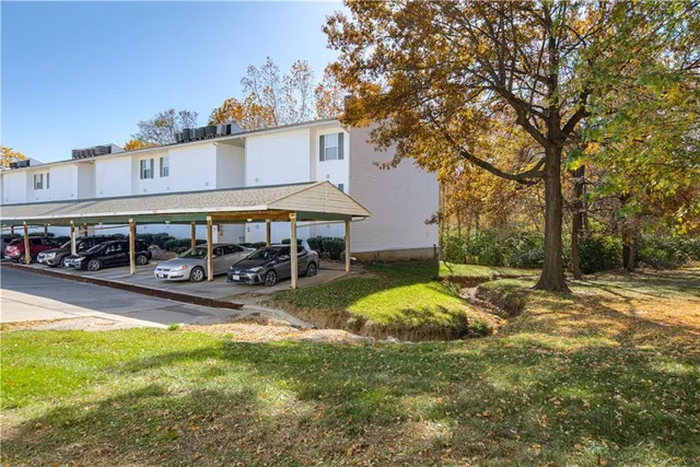 $165,000 | 6856 North Olive Street, Kansas City, MO 64118