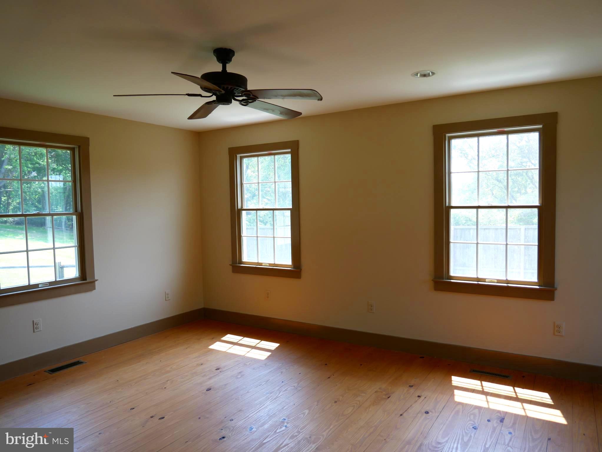 15335 Dover Road Reisterstown, MD 21136 - Photo 21 of 58 Family Room ( addition )
