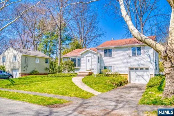 $4,500 | 23 Smith Court, Closter, NJ 07624