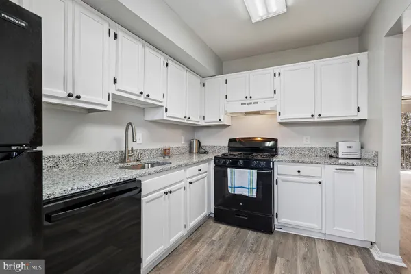 $179,000 | 796 Quince Orchard Boulevard, Unit 201, Gaithersburg, MD 20878