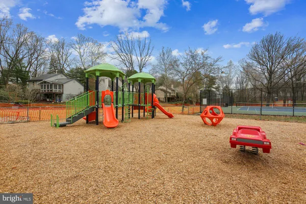 $179,000 | 796 Quince Orchard Boulevard, Unit 201, Gaithersburg, MD 20878