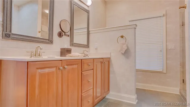 $4,250 | Bldg E-18 Bldg E-18 Via, Unit E18, Sunrise Beach, MO 65079