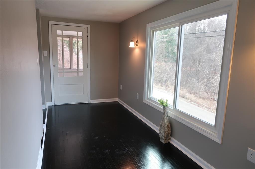 377 Skellytown Road Irwin, PA 15642 - Photo 10 of 24 Gallery Image 10