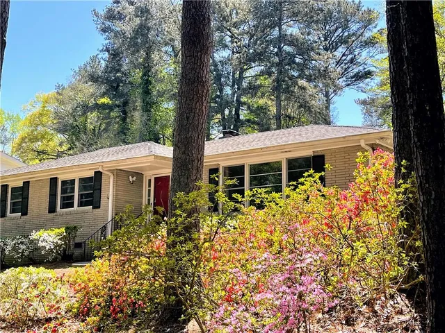front view of house with a yard